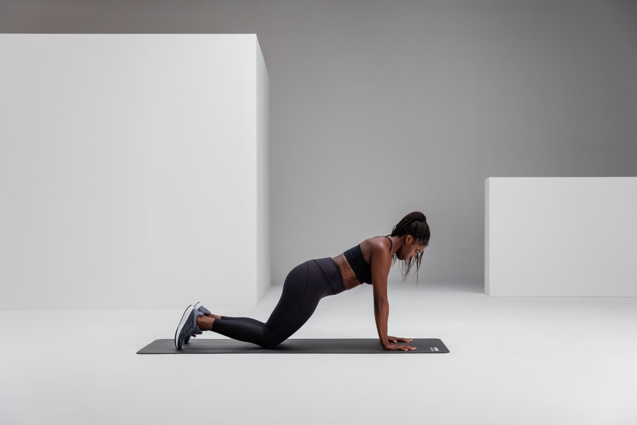 Shoulderblade push up strengthening web 2 Y2 A5976