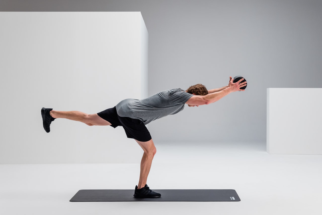 Standing scale strengthening blackroll standard web 2 Y2 A0048