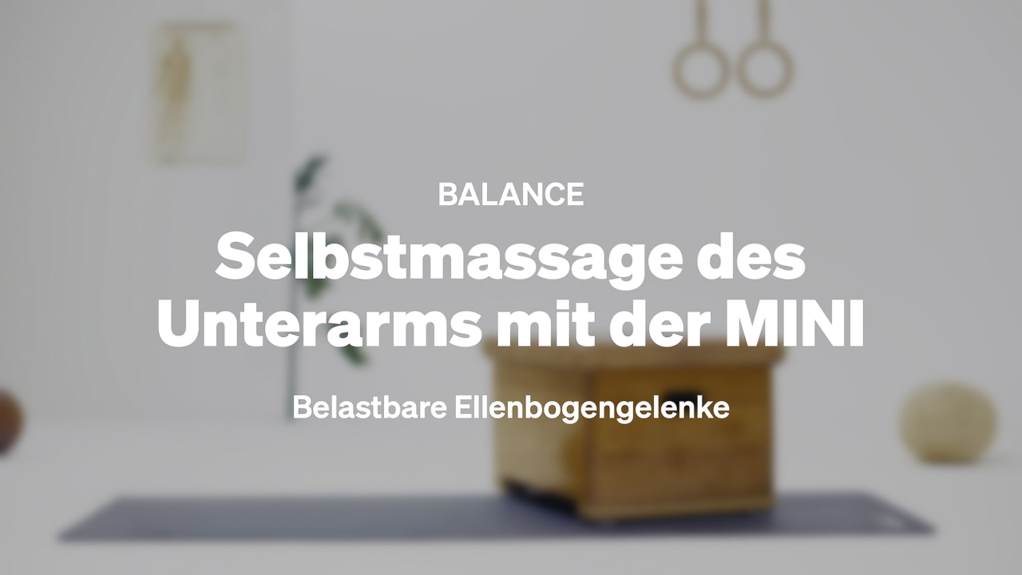 Selbstmassage des Unterarms mit der MINI