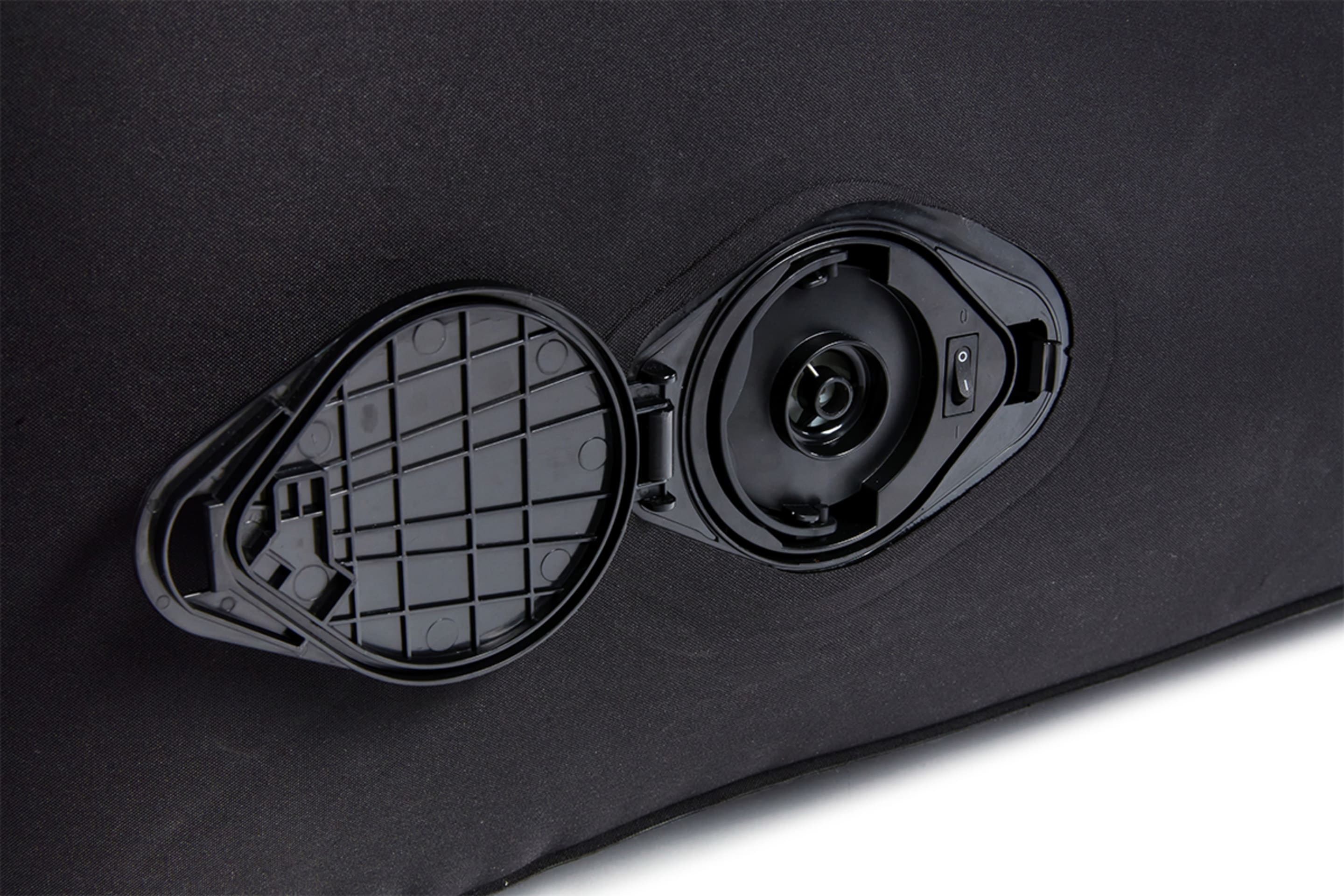 BR 2024 02 AIR LOUNGER 01701 WEB