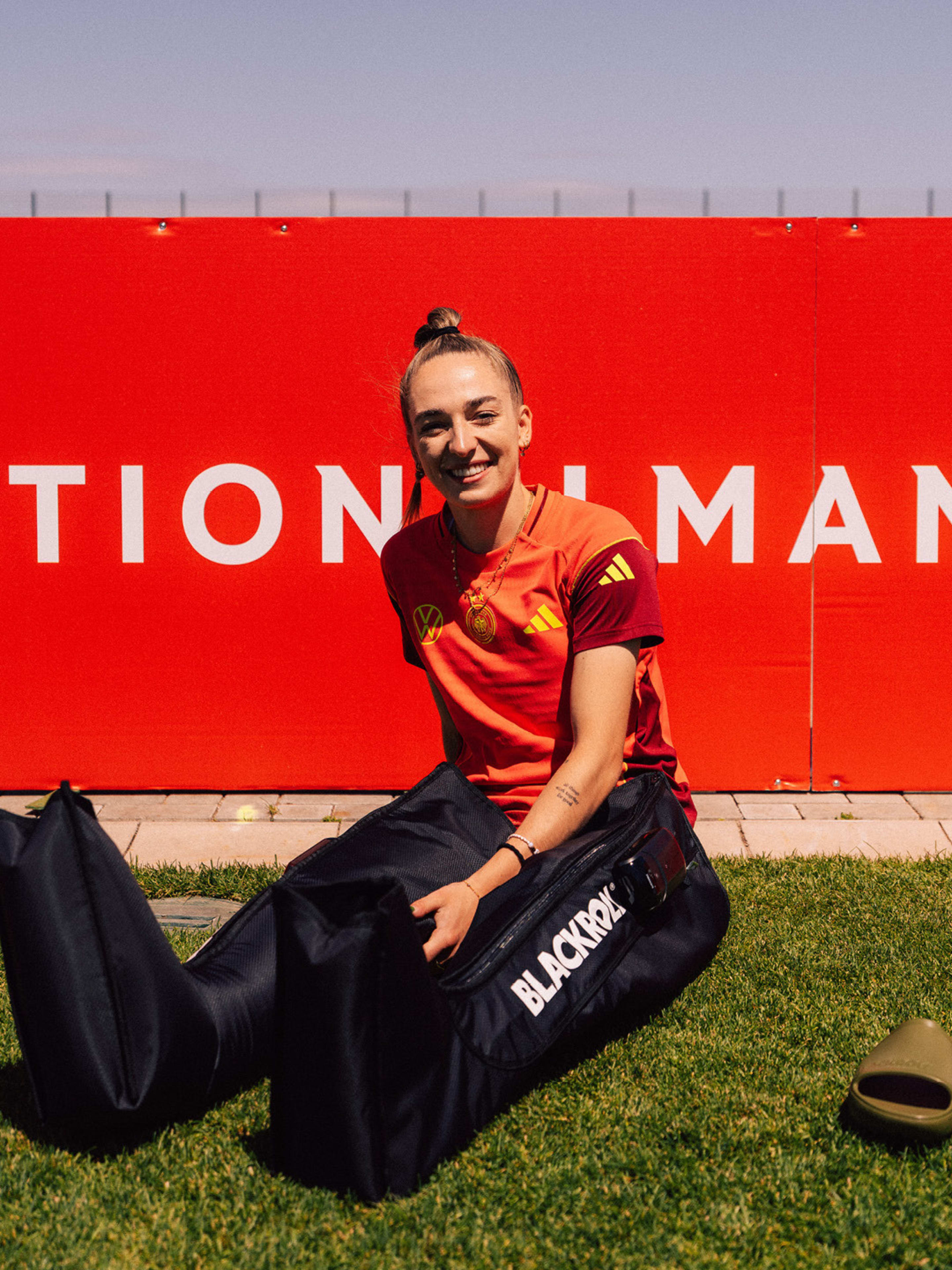 Boots parallax images native lp6