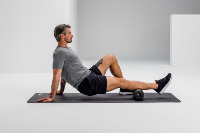 blackroll faszienrolle twin wade übung