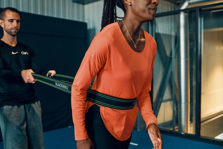 Aufwaermuebungen leichtathletik blackroll yasmin giger