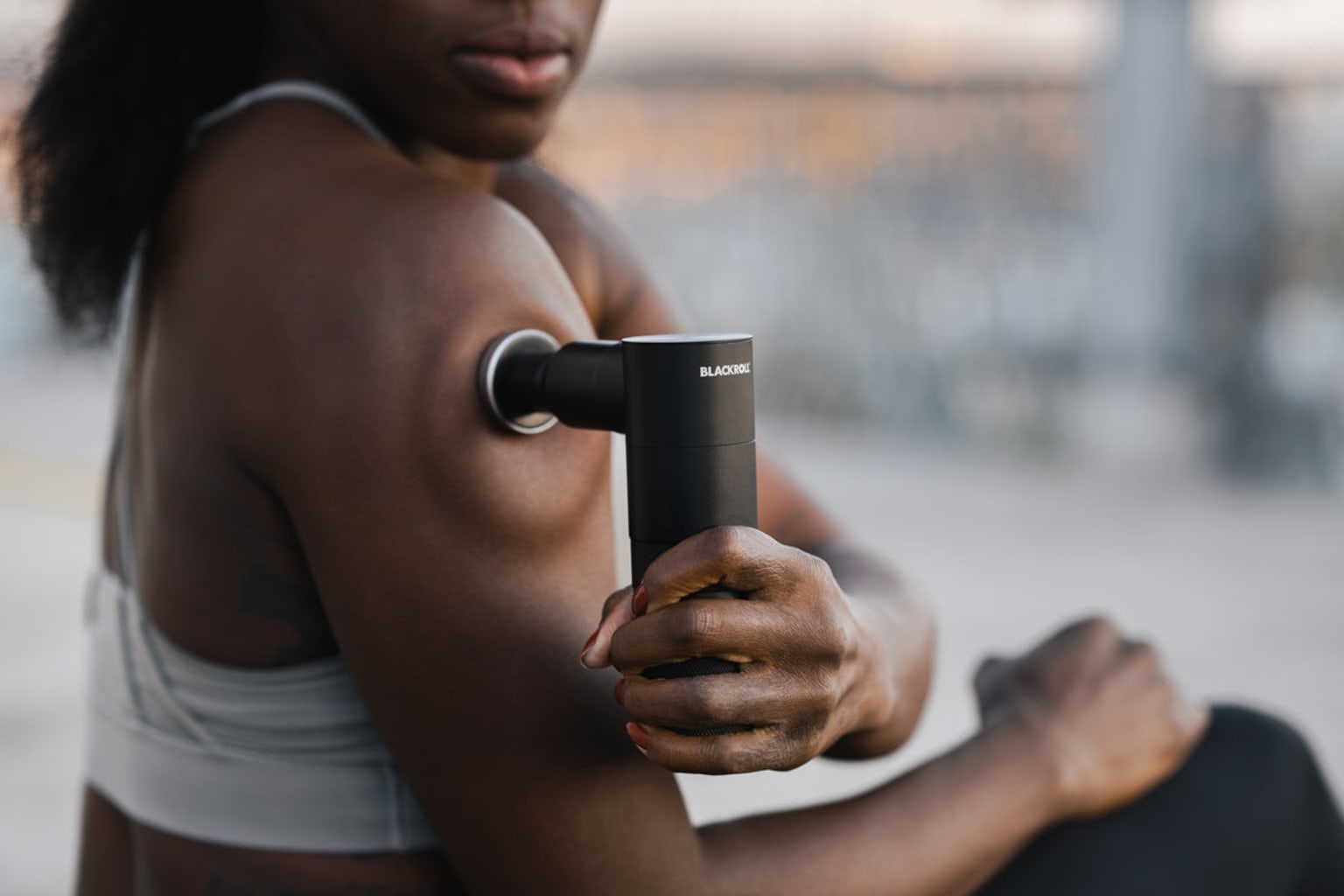 Blackroll Massagepistole Übung Waden