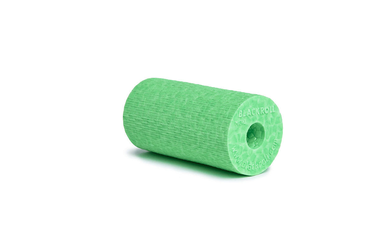 blackroll micro schwarz kleine faszienrolle