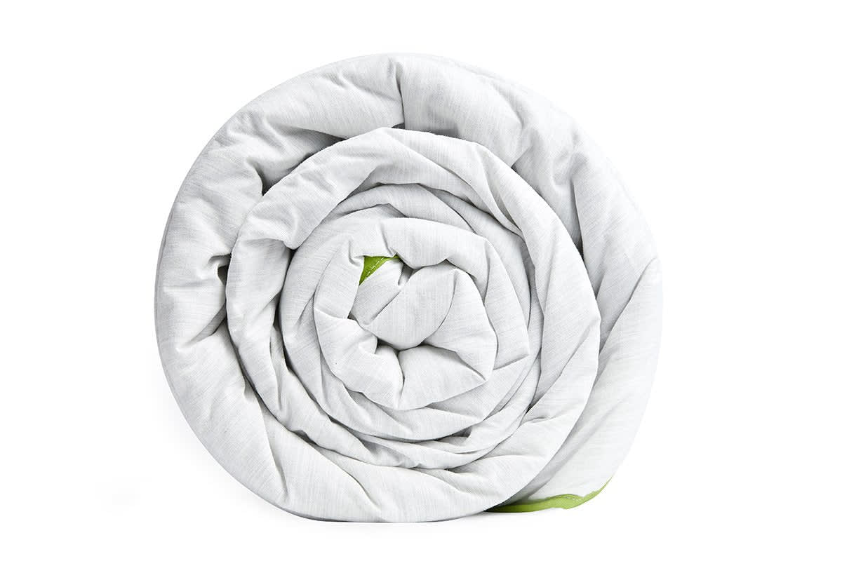 Blackroll Bettdecke zusammengerollt