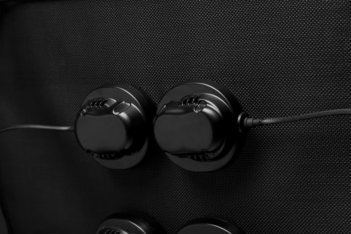 Close-up of the round vibration elements on the SHIFTWAVE PRO