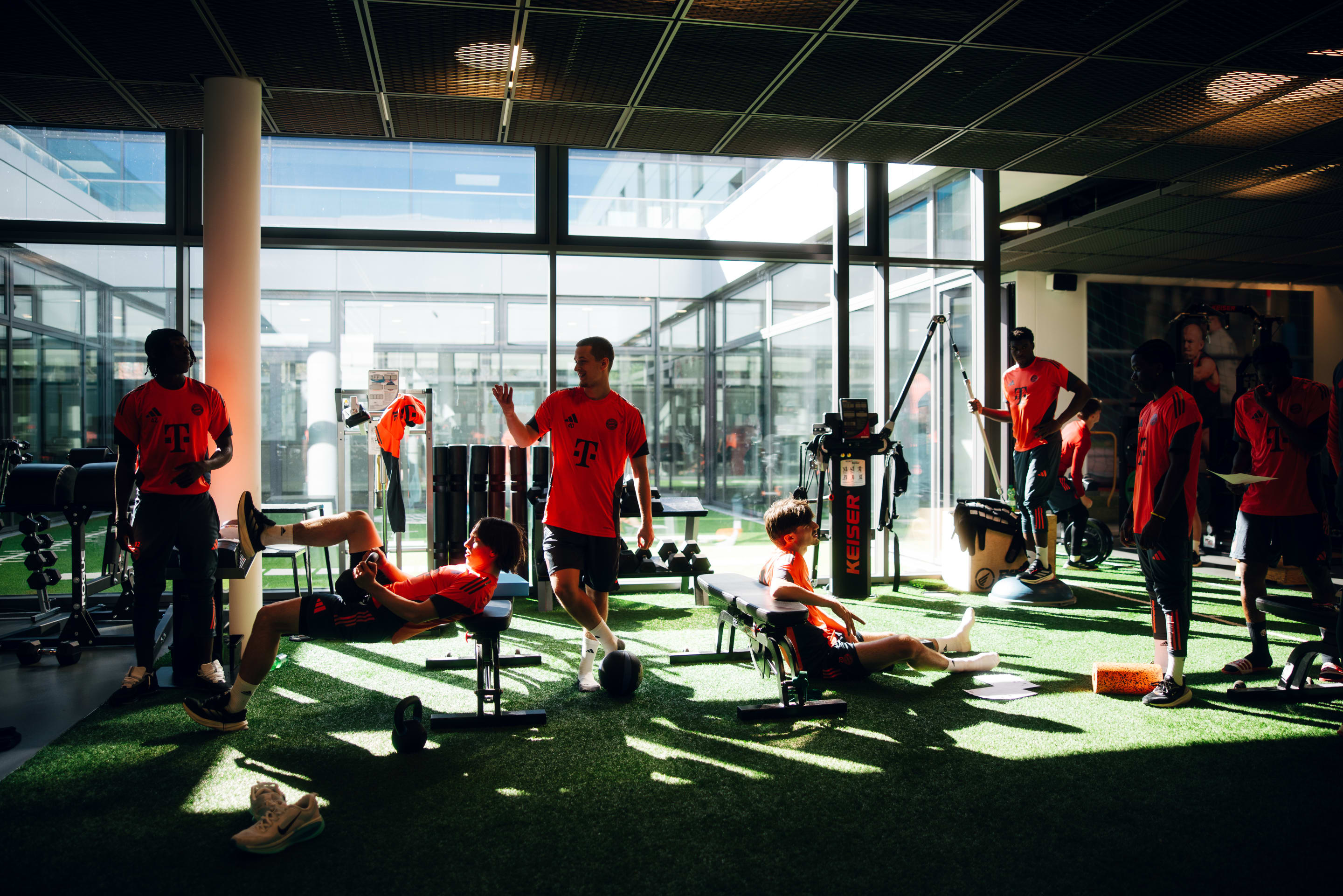260427 JJANK BLACKROLL FC Bayern Campus 6382