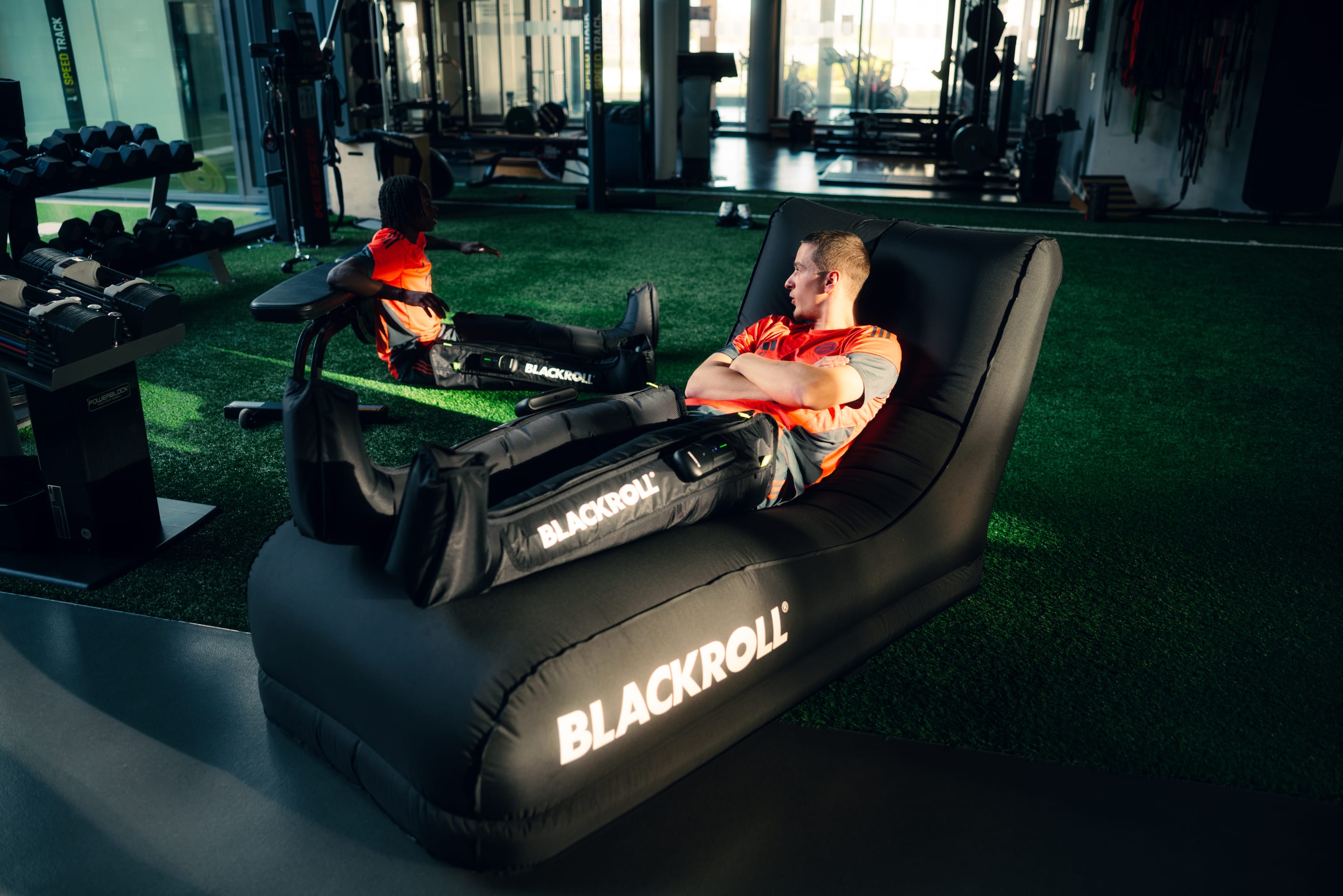 260427 JJANK BLACKROLL FC Bayern Campus 9124