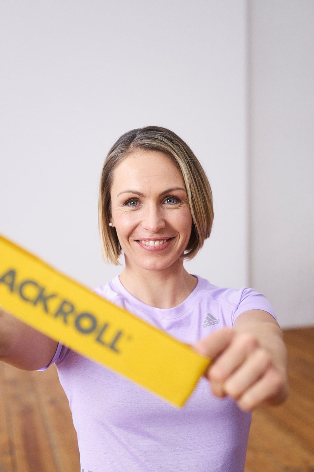 Magdalena Neuner BLACKROLL Ruecken Praeventionskurs Loop Band