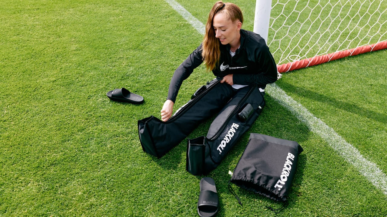 Blackroll X Sophia Kleinherne 1760 Web compression boots soccer