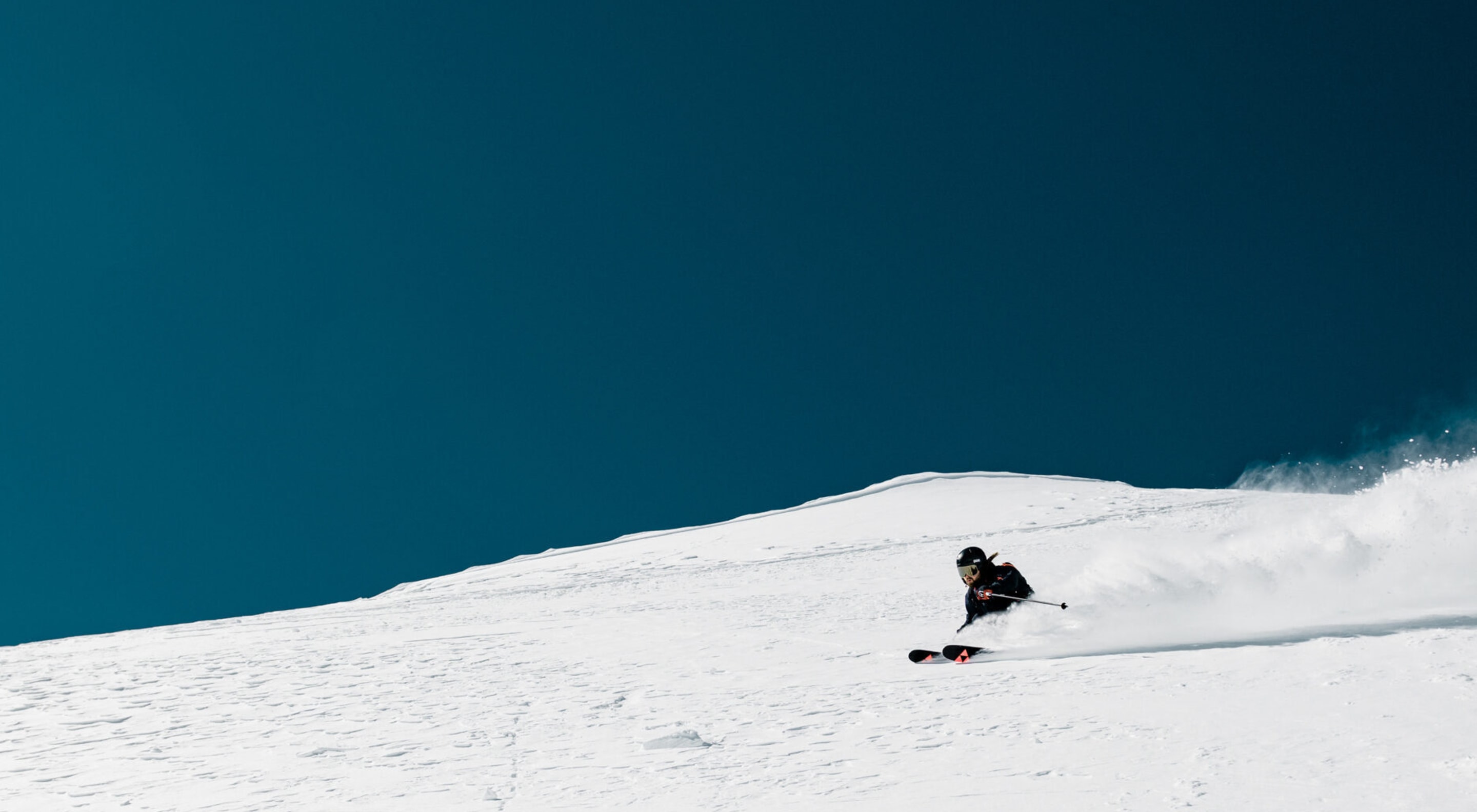https://storage.googleapis.com/oneworld-prod/assets/blackroll-massage-gegen-muskelkater-vom-skifahren_2022-01-07-083857_uqqo.jpg?v=1641544738%2C0.6719%2C0.6399