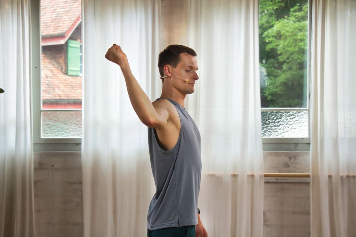 Dehnubungen Schulter