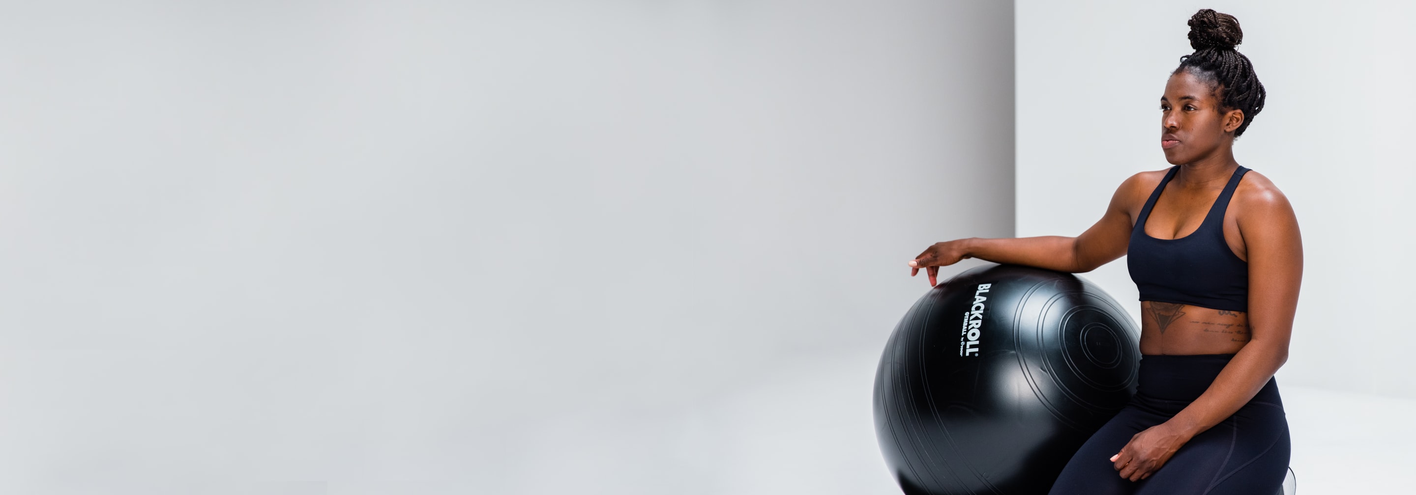 https://storage.googleapis.com/oneworld-prod/assets/gymball.jpg?v=1626764061%2C0.7867%2C0.3172