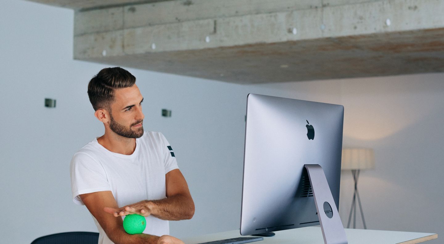 Sitzen stehen homeoffice tipps blackroll