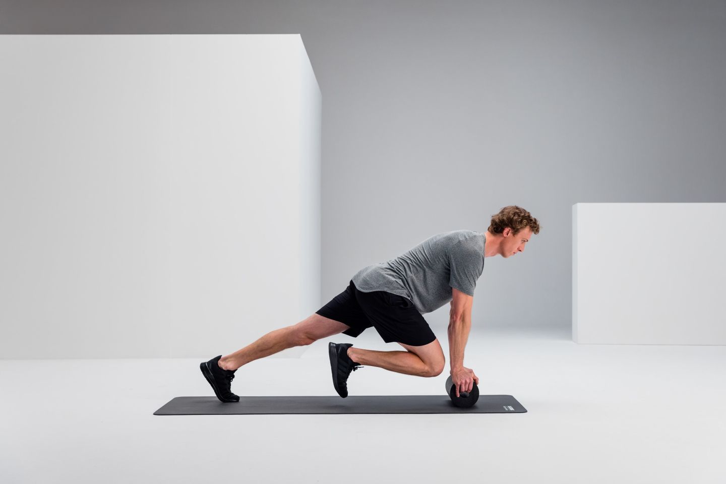 Mountain climber strengthening