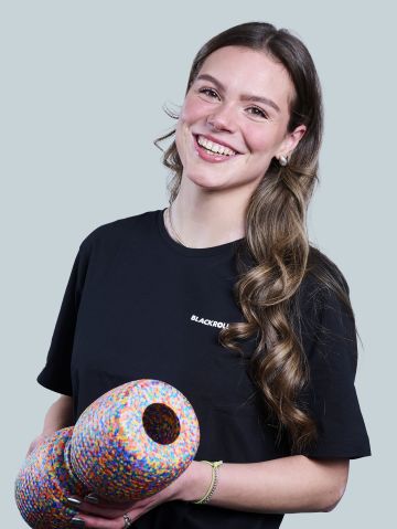 Paula Lessing mit Produkt