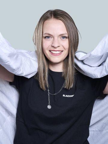 Paulina Scheuerer mit Produkt