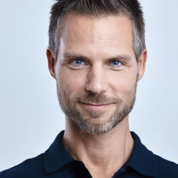 Expert, Dr. rer. nat. Torsten Pfitzer, holistic pain therapist and health coach: