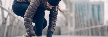 https://storage.googleapis.com/oneworld-prod/assets/Jogging_Winter.jpg?v=1736772929