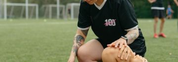https://storage.googleapis.com/oneworld-prod/assets/Sportverletzung.jpg?v=1728390598