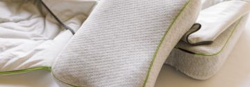 https://storage.googleapis.com/oneworld-prod/assets/bettzeug-und-schlafbekleidung.jpg?v=1720007766