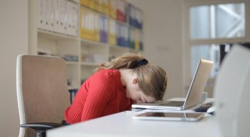 https://storage.googleapis.com/oneworld-prod/assets/Depression-6.jpg?v=1753274081