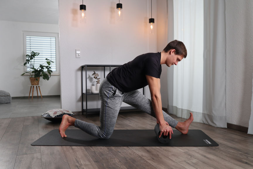 Faszien-Yoga Übung 21 Tage Painfree Challenge Fazientraining Online-Kurs Master Trainer Stefan